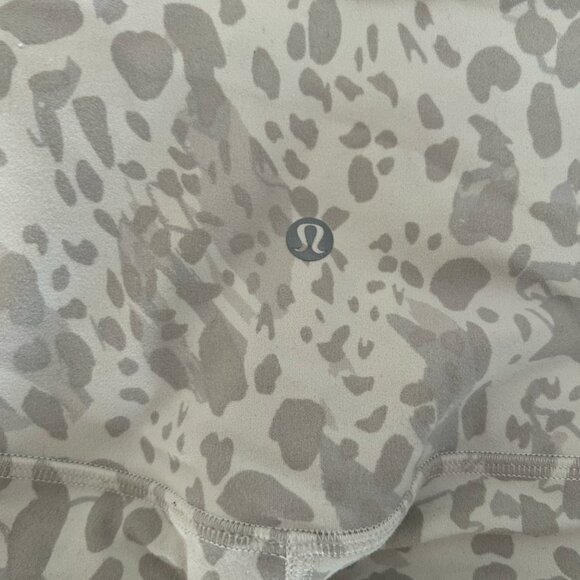Lululemon Align High-Rise Pant 28" Cheetah Camo Antique White Multi= Size 8 - Picture 3 of 6